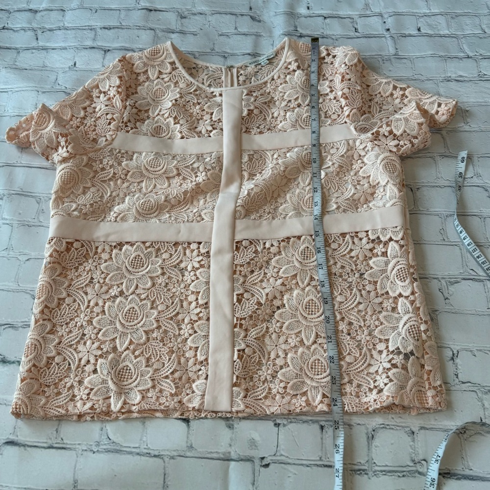 ✅ Rebecca Minkoff lace floral sheer zip up blouse top size L - Picture 12 of 12